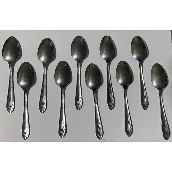 Oneida HEART OF SWEDEN 21 PCS Stainless Deluxe Silverware Flatware Oneidacraft - Picture 4 of 10